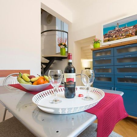 Astonish Cathedral View Apartment Siena Exterior photo